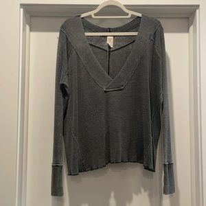 Like new: Free people gray sweater size small